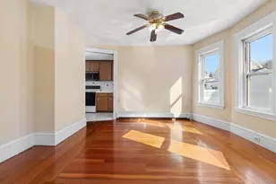 15 Cass St, Melrose, MA 02176 - Photo 9
