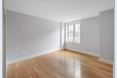 116-128 Rantoul Street #09, Beverly, MA 01915 - Photo 7