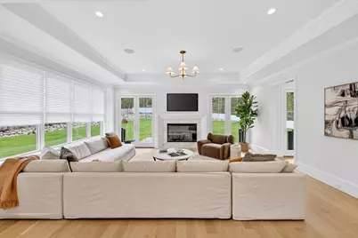 8 Crestview Road, Needham, MA 02492 - Photo 9