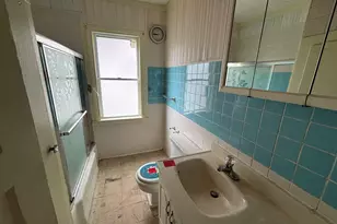 283 Wilbraham Rd, Springfield, MA 01109 - Photo 21