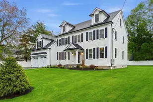 6 Lane Ave, Bedford, MA 01730 - Photo 3
