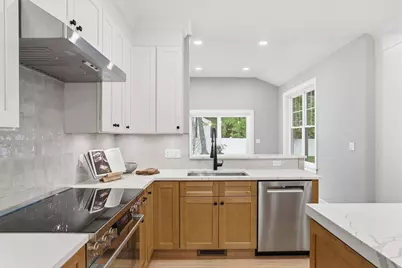 6 Lane Avenue, Bedford, MA 01730 - Photo 13