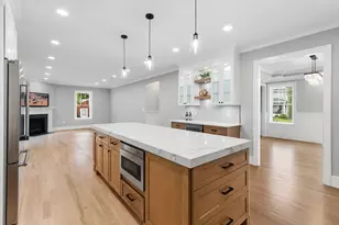 6 Lane Ave, Bedford, MA 01730 - Photo 9