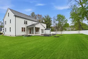 6 Lane Ave, Bedford, MA 01730 - Photo 41