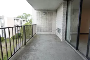 37 Skyline Dr, Braintree, MA 02184 - Photo 11