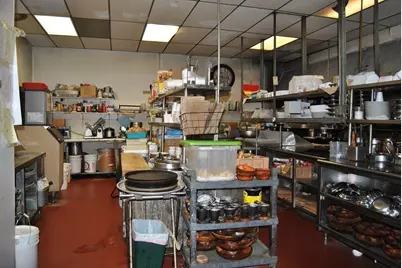 54 West Main St, Ware, MA 01082 - Photo 7