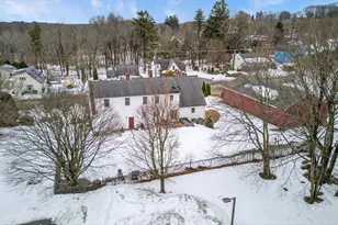 37 Union St, Marlborough, MA 01752 - Photo 11