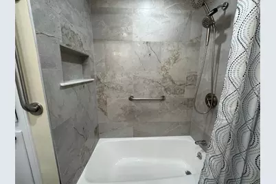 12 Hallmark Gdns #7, Burlington, MA 01803 - Photo 17