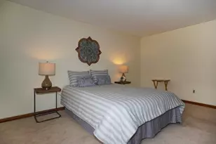 12 Hallmark Gdns, Burlington, MA 01803 - Photo 13