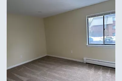 12 Hallmark Gdns #7, Burlington, MA 01803 - Photo 11