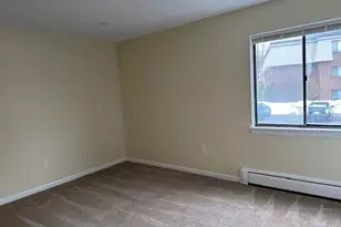 12 Hallmark Gdns, Burlington, MA 01803 - Photo 11