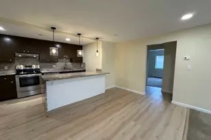 12 Hallmark Gdns, Burlington, MA 01803 - Photo 5