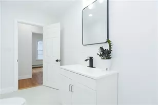 135-137 Superior St, Providence, RI 02909 - Photo 7