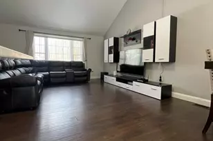 22 Columbia Ave, Fitchburg, MA 01420 - Photo 11