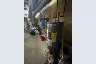 22 Columbia Ave, Fitchburg, MA 01420 - Photo 39