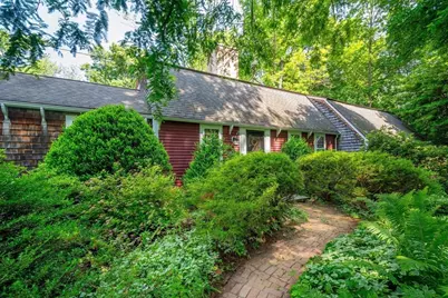 4 Leslie Road, Winchester, MA 01890 - Photo 1