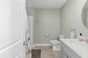 5 Peter St, Uxbridge, MA 01569 - Photo 17