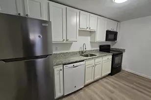 270 Quarry St, Quincy, MA 02169 - Photo 1