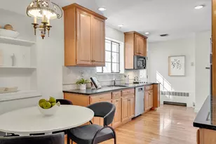 95 Beverly Rd, Brookline, MA 02467 - Photo 7