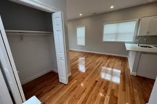 126 Cross St, Somerville, MA 02145 - Photo 9