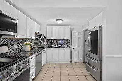 24 Mague Avenue #24, Newton, MA 02465 - Photo 3