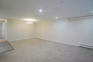 72 Presidential Dr, Quincy, MA 02169 - Photo 3