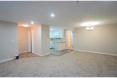 71 Presidential Dr #1, Quincy, MA 02169 - Photo 1