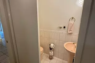 16 Wadsworth Ln, Dartmouth, MA 02748 - Photo 13