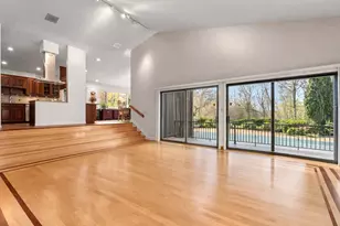 16 Wadsworth Ln, Dartmouth, MA 02748 - Photo 7