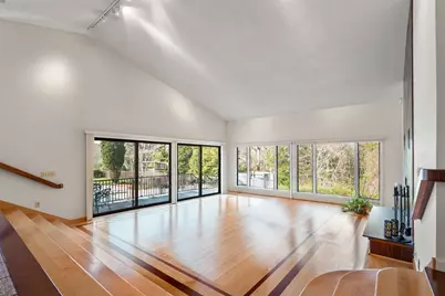 16 Wadsworth Ln, Dartmouth, MA 02748 - Photo 1