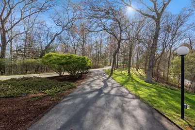 16 Wadsworth Ln, Dartmouth, MA 02748 - Photo 35