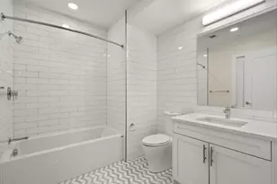 301 Border St, Boston, MA 02128 - Photo 19