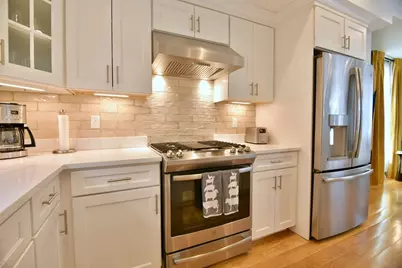 145 Stoughton St #5, Boston, MA 02125 - Photo 9
