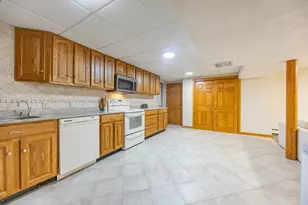 11 Valdora Dr, Stoneham, MA 02180 - Photo 31