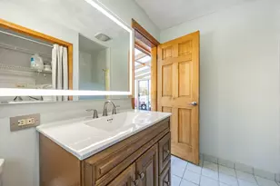 11 Valdora Dr, Stoneham, MA 02180 - Photo 11