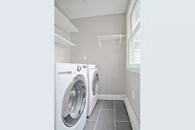 28 Bell St, Quincy, MA 02169 - Photo 17