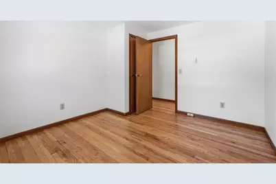 132 Pondview Dr, Amherst, MA 01002 - Photo 17