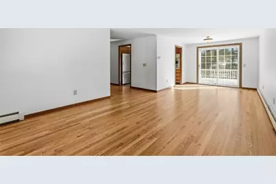 132 Pondview Dr, Amherst, MA 01002 - Photo 9