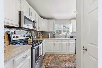 19 Thayer Pond Dr #3, Oxford, MA 01537 - Photo 7