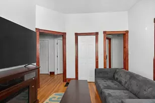 27 Larchmont St, Boston, MA 02124 - Photo 5