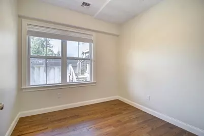 4 Kemp St #1, Boston, MA 02127 - Photo 13