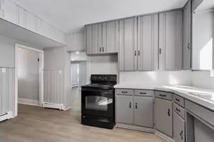 29 Bradstreet Ave, Haverhill, MA 01835 - Photo 15