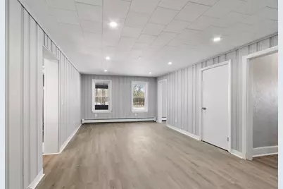 29 Bradstreet Ave, Haverhill, MA 01835 - Photo 25