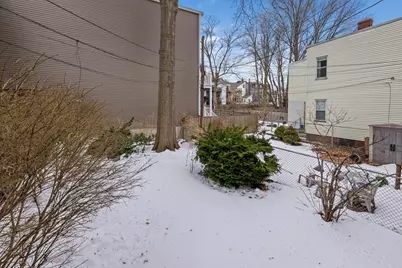 867 E. Broadway, Boston, MA 02127 - Photo 9