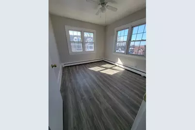 388 E Merrimack St #7, Lowell, MA 01852 - Photo 3