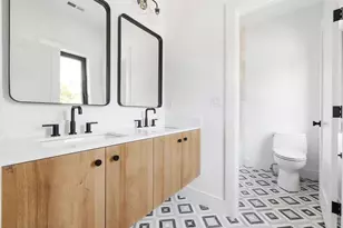 1597 Centre St, Newton, MA 02461 - Photo 19