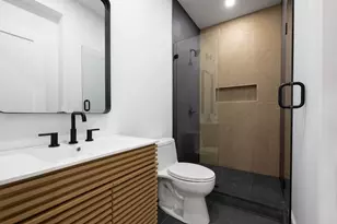 1597 Centre St, Newton, MA 02461 - Photo 27