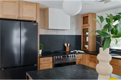 8 Emily Road, Framingham, MA 01701 - Photo 17