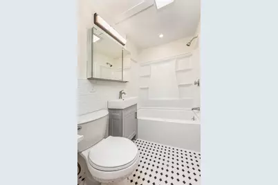 108 Washington Street #2, Marblehead, MA 01945 - Photo 3