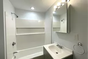 37 Fountain Ln, Weymouth, MA 02190 - Photo 7